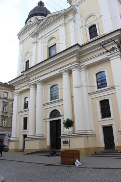 "Green Oasis Apartment" Lwów Zewnętrze zdjęcie