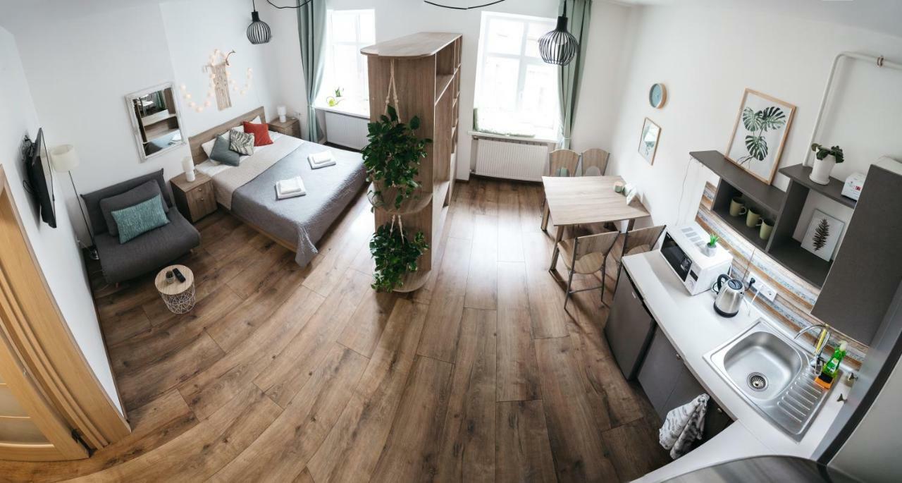 "Green Oasis Apartment" Lwów Zewnętrze zdjęcie